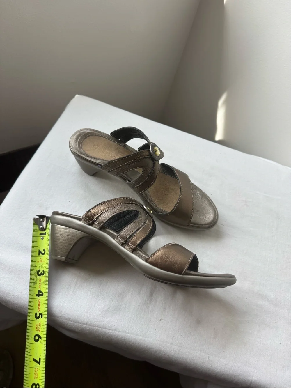 Naot Metallic Bronze Leather Comfort Sandals Size 39 USA 8.5-9